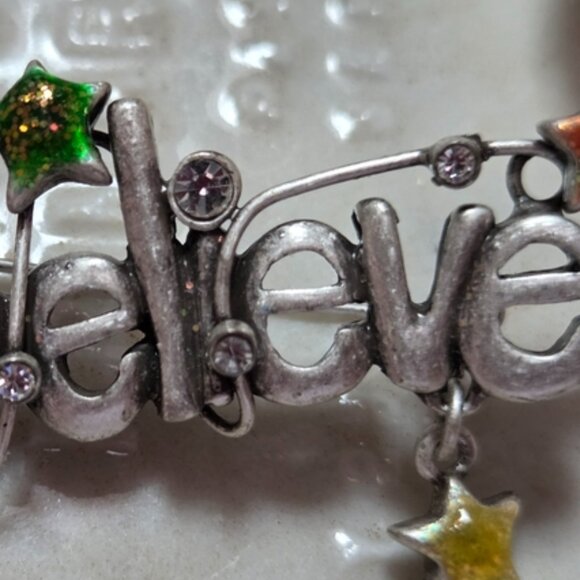 Vintage Christmas Jewelry Bundle: Pierced Earrings and Pins - Picture 9 of 15